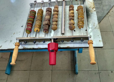 중국 1.5 VDC 건전지 3 - 4 분당 회전수 옥외 바베큐를 위한 보편적인 바베큐 불고기집 석쇠 장비 협력 업체